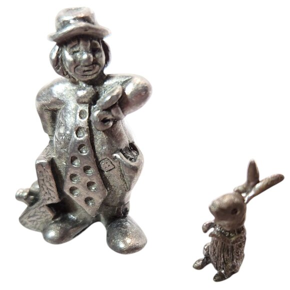 4 Vintage Pewter/Lead (?) Mini Figures Hunter Clown Man in Coat & Rabbit - Picture 7 of 10